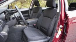 Subaru Legacy VI (2015) - fotel kierowcy, widok z przodu