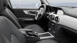 Mercedes GLK Facelifting - kokpit