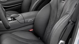 Mercedes S 63 AMG W222 (2014) - fotel kierowcy, widok z przodu