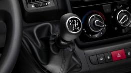 Fiat Ducato III Facelifting Furgon (2014) - skrzynia biegów