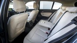 BMW 120d xDrive F20 Facelifting (2015) - tylna kanapa