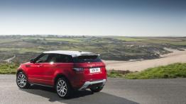 Land Rover Evoque - wersja 5-drzwiowa - widok z tyłu