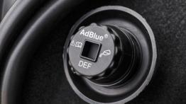 Jaguar XE 2.0d Ammonite Grey (2015) - bagażnik - inne ujęcie