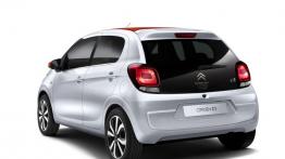 Citroen C1 II (2014) - tył - reflektory włączone