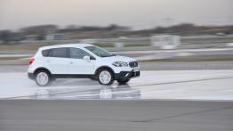 Suzuki AllGrip – jak działa i co daje napęd 4x4?