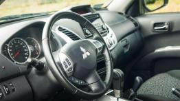 Mitsubishi L200 Double Cab 2,5 DI-D 178 KM - z bezdroży do miasta