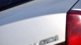 Prawie z Japonii - Mitsubishi Carisma (1995-2004)