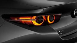 Mazda 3 (2019) - lewy tylny reflektor - w??czony