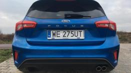 Ford Focus 1.5 Ecoboost 182 KM ST Line - galeria redakcyjna - widok z tyłu