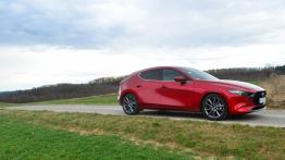 Mazda 3 2.0 Skyactiv-G 122 KM - galeria redakcyjna - prawy bok