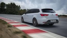 Seat Leon III ST Cupra (2015) - widok z tyłu