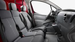 Citroen Berlingo II Facelifting (2015) - widok ogólny wnętrza z przodu