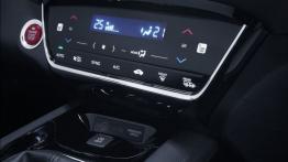 Honda HR-V II (2015) - panel sterowania wentylacją i nawiewem