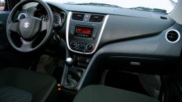 Suzuki Celerio 1.0 68KM - galeria redakcyjna - pełny panel przedni