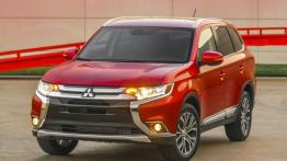 Mitsubishi Outlander III Facelifting (2016) - wersja amerykańska - widok z przodu