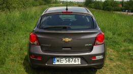 Chevrolet Cruze Hatchback 5d 1.8 16V DOHC 141KM - galeria redakcyjna - widok z tyłu