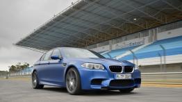 BMW M5 F10 Facelifting (2014) - widok z przodu