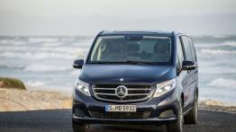 Mercedes klasy V (2014) - widok z przodu