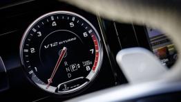 Mercedes S 65 AMG W222 (2014) - obrotomierz