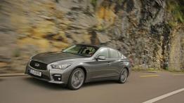 Infiniti Q50 2.0 Turbo (2014) - lewy bok
