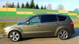 Ford S-Max Van Facelifting 2.0 EcoBoost 240KM - galeria redakcyjna - lewy bok