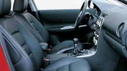 Mazda 6 I Kombi - widok ogólny wnętrza z przodu