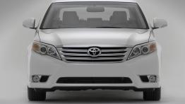 Toyota Avalon 2010 - widok z przodu