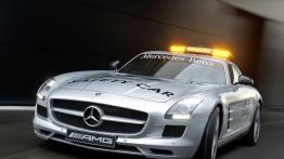 Mercedes SLS AMG Safety Car - widok z przodu