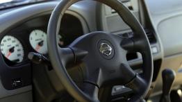 Nissan NP300 - kierownica