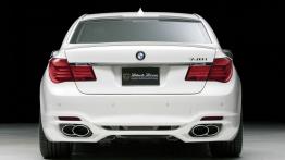 BMW Seria 7 Wald International - widok z tyłu