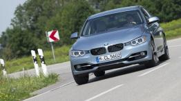 BMW serii 3 ActiveHybrid - widok z przodu