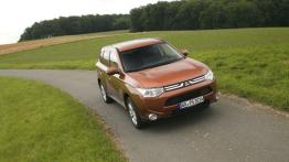 Mitsubishi Outlander III - widok z przodu