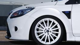 Ford Focus RS MR Car Design - koło