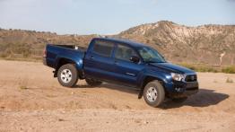 Toyota Tacoma 2012 - prawy bok
