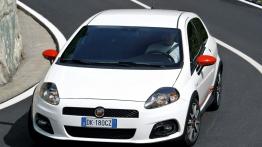 Fiat Grande Punto Abarth - widok z przodu