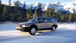 Volvo V70 XC - lewy bok