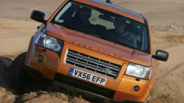 Land Rover Freelander II - widok z przodu