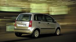 Fiat Idea - prawy bok