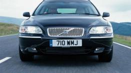 Volvo V70 - widok z przodu