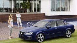 Seat Exeo - lewy bok