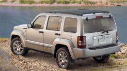 Jeep Cherokee 2007 - widok z tyłu
