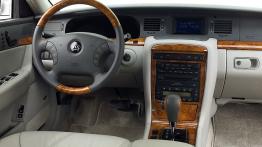 Kia Opirus 2003 - pełny panel przedni