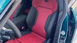 BMW seria 2 Gran Coupe 223 xDrive  - fotel kierowcy, widok z przodu