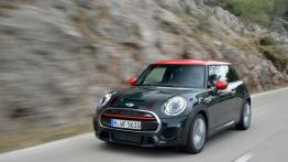 Mini John Cooper Works 2015 - widok z przodu