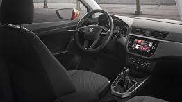 Seat Arona (2017) - kokpit