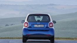 Smart fortwo III (2015) - widok z tyłu
