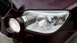 Skoda Yeti w Odessie - galeria redakcyjna - lewy przedni reflektor - wyłączony