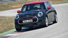 Mini John Cooper Works 2015 - widok z przodu