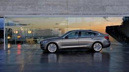 BMW serii 5 Gran Turismo F07 Facelifting (2014) - lewy bok