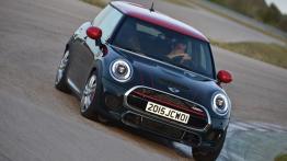 Mini John Cooper Works 2015 - widok z przodu